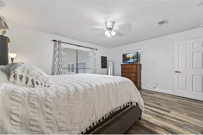 9818 Twin Shores Drive, Willis, TX 77318 - Photo 28