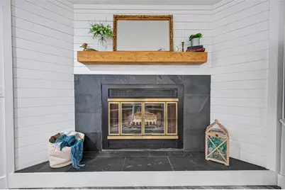 9818 Twin Shores Drive, Willis, TX 77318 - Photo 6