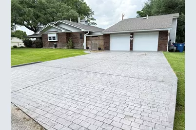 9818 Twin Shores Drive, Willis, TX 77318 - Photo 4