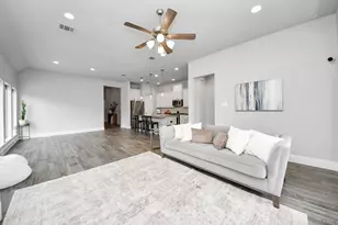 16323 Tulipan Spring Trail, Humble, TX 77346 - Photo 8