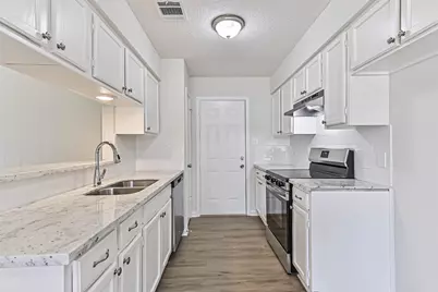 117 Dallas Street, Angleton, TX 77515 - Photo 14