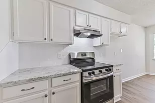 117 Dallas St, Angleton, TX 77515 - Photo 16
