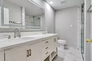 4411 Yupon Ridge Dr, Houston, TX 77072 - Photo 16