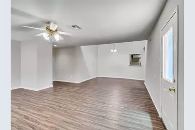 4411 Yupon Ridge Drive, Houston, TX 77072 - Photo 10
