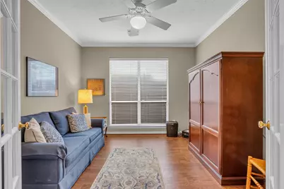 65 W Sienna Place, The Woodlands, TX 77382 - Photo 10