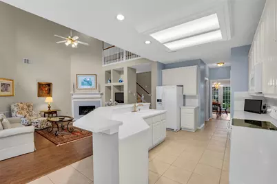 65 W Sienna Place, The Woodlands, TX 77382 - Photo 22