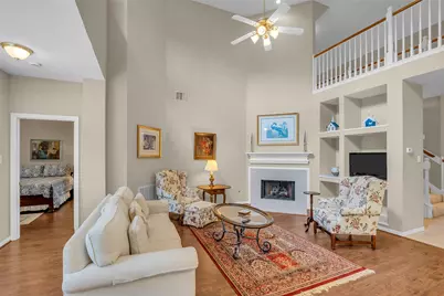 65 W Sienna Place, The Woodlands, TX 77382 - Photo 14