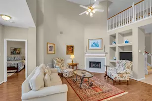 65 W Sienna Pl, The Woodlands, TX 77382 - Photo 14