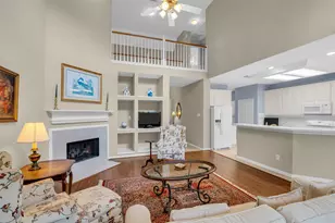 65 W Sienna Pl, The Woodlands, TX 77382 - Photo 16