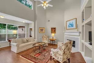 65 W Sienna Pl, The Woodlands, TX 77382 - Photo 12