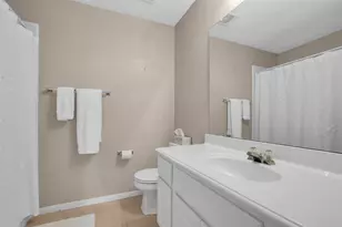 65 W Sienna Pl, The Woodlands, TX 77382 - Photo 34