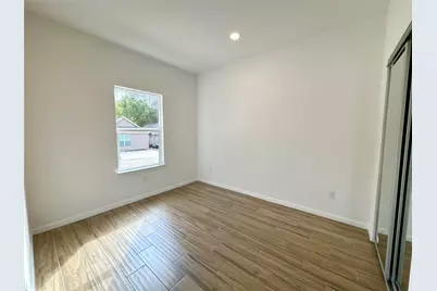 11555 Persimmon Street, Willis, TX 77318 - Photo 16