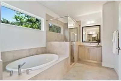 1333 W 22nd Street #E, Houston, TX 77008 - Photo 32