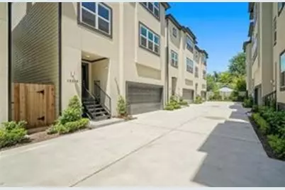 1333 W 22nd Street #E, Houston, TX 77008 - Photo 1