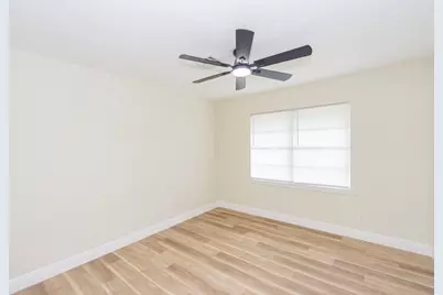 1318 Meadow Lark Street, Deer Park, TX 77536 - Photo 16