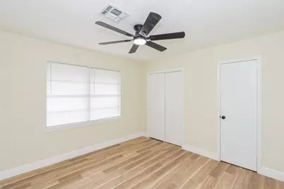 1318 Meadow Lark Street, Deer Park, TX 77536 - Photo 16