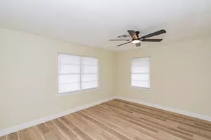 1318 Meadowlark St, Deer Park, TX 77536 - Photo 14