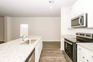 8120 Sunberry Shadow Dr, Houston, TX 77016 - Photo 8