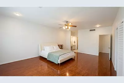 384 Wilcrest Drive #384, Houston, TX 77042 - Photo 10