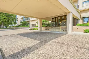 2929 Buffalo Speedway, Houston, TX 77098 - Photo 30