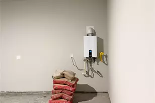 2502 Shallow Lake Dr, Iowa Colony, TX 77583 - Photo 22