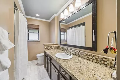 4902 Clift Haven Drive, Houston, TX 77018 - Photo 22