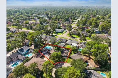 4902 Clift Haven Drive, Houston, TX 77018 - Photo 32