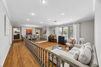 4902 Clift Haven Drive, Houston, TX 77018 - Photo 2