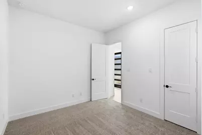12214 Warbler Drive, Mont Belvieu, TX 77523 - Photo 8