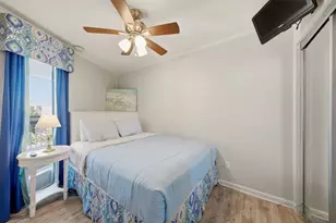 6102 Seawall Blvd, Galveston, TX 77551 - Photo 12