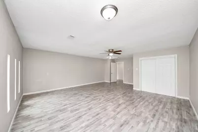 8622 Valley Meadow Drive, Houston, TX 77078 - Photo 18