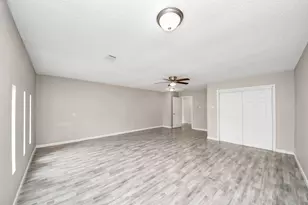 8622 Valley Meadow Dr, Houston, TX 77078 - Photo 18