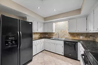 800 N San Jacinto #201, Conroe, TX 77301 - Photo 8