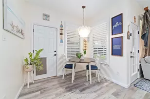 3214 E Cedar Hollow Dr, Pearland, TX 77584 - Photo 12