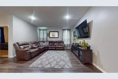 7047 Hobby Wind Ridge Drive, Houston, TX 77075 - Photo 6