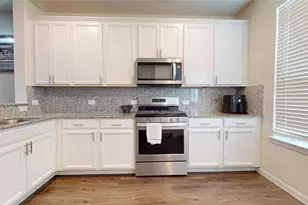 7047 Hobby Wind Ridge Dr, Houston, TX 77075 - Photo 12