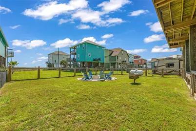1978 Avenue I, Crystal Beach, TX 77650 - Photo 46