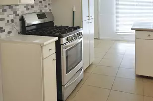 938 Greatwood Dr, Houston, TX 77013 - Photo 8