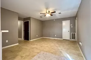 12819 Claygate Dr, Houston, TX 77047 - Photo 4