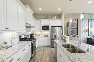 11135 Midland Hawthorn Pl, Cypress, TX 77433 - Photo 8