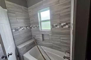 430 Shamrock St, Beaumont, TX 77701 - Photo 10