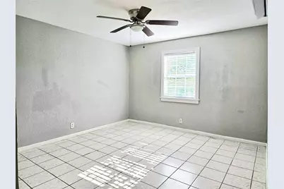 1109 Broadway Street #15, Galveston, TX 77550 - Photo 10