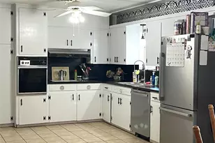 131 Walker Ave, Lolita, TX 77971 - Photo 10