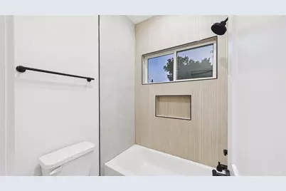 2726 Reynolds Street, Houston, TX 77009 - Photo 22