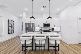 2726 Reynolds St, Houston, TX 77009 - Photo 10