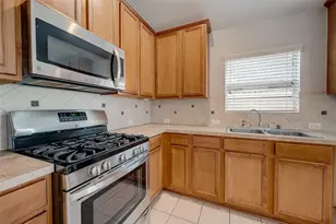 1807 Hidden Breeze Dr, Houston, TX 77049 - Photo 26