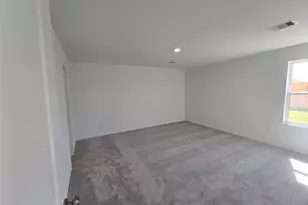 9519 Dazzling Tentacle Dr, Baytown, TX 77521 - Photo 4