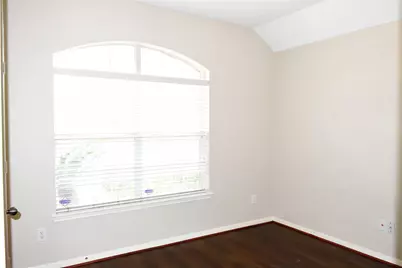 2705 Hewn Rock Way, Pearland, TX 77584 - Photo 6
