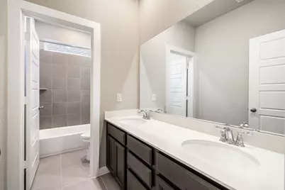 8209 Rising Stream Drive, Houston, TX 77063 - Photo 30
