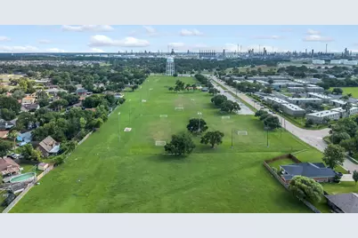 3400 Coachman Drive, Baytown, TX 77521 - Photo 28